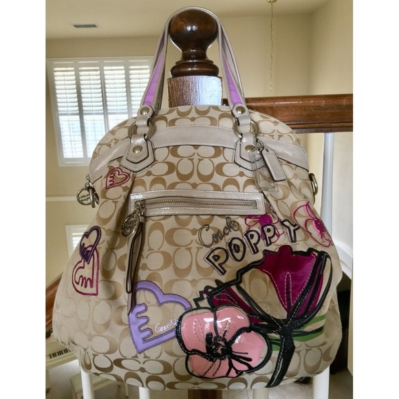 Coach Handbags - *SALE* Coach *RARE* Poppy Floral Handbag